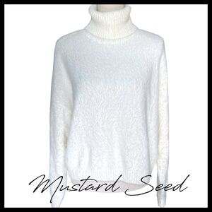 Mustard Seed Winter White Soft Fuzzy Turtleneck Sweater (L)